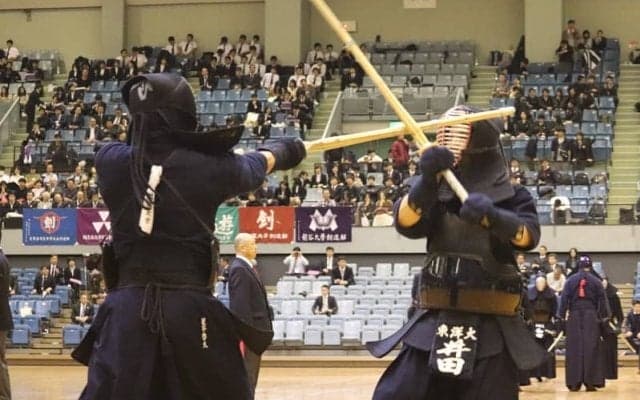 [剣道]井田主将、意地の一本も２回戦敗退　後輩に思い託す
