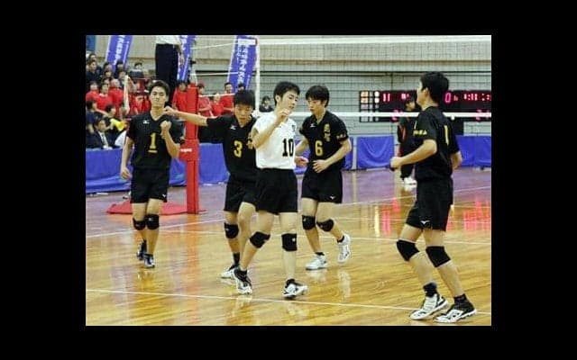 春高バレー　和歌山県大会決勝　男子は開智、女子は信愛