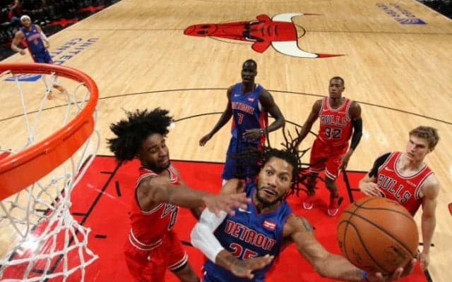 故郷シカゴで『MVP』チャントを受けたデリック・ローズ「ここは特別な場所」