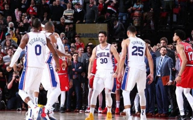 奇跡の逆転勝利を収めたシクサーズ、アイバーソンのMVPシーズン以来の開幕5連勝