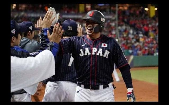 【プレミア12】侍J、3連勝で首位通過！　鈴木4打点で11安打8得点と打線爆発、スーパーR“1勝発進”