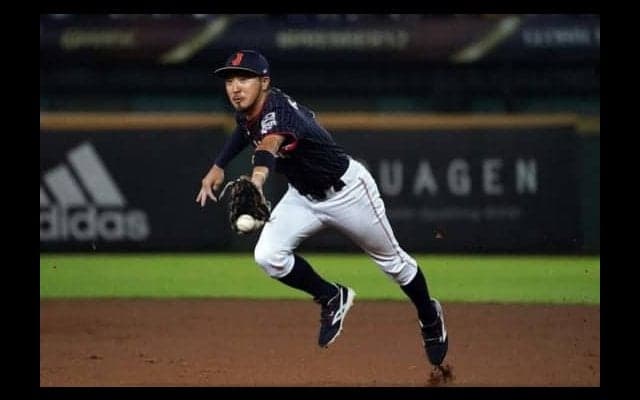 【プレミア12】侍・菊池が美技連発で勝利貢献　WBSCも驚愕「マジシャン」「華麗なプレー」