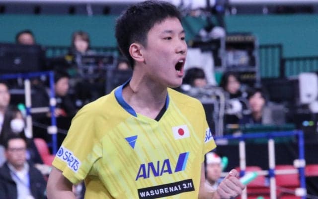張本智和、チーム救う2点取り　日本男子1勝1敗で予選終える＜JA全農 卓球チームワールドカップ＞