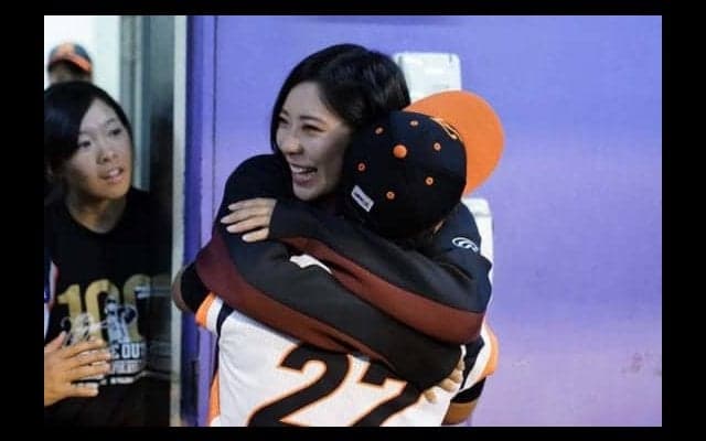 【女子プロ野球】みなみ、退団決断した“凸凹コンビ”公開で涙の別れ　「一番分かり合える存在」