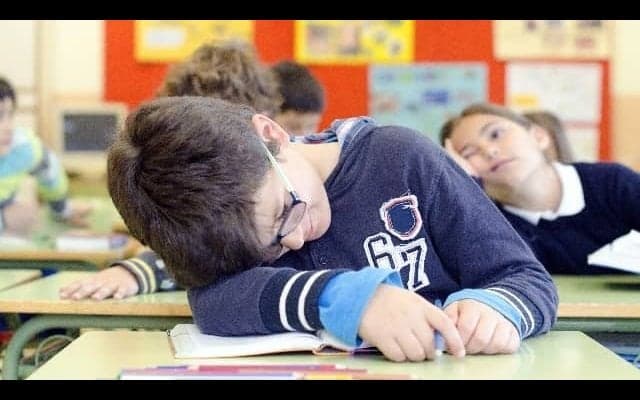 【スポーツメンタル】過度な緊張で眠れない・・・試合前日にリラックスするためには