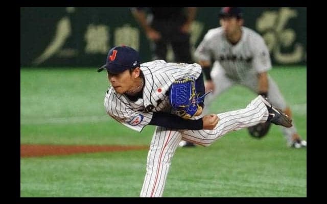 オリ山岡「永久保存版！」と歓喜　「憧れ」岸＆同僚ディクソンと“日米代表3S”公開