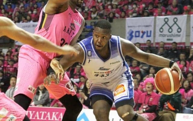 重い展開に持ち込み秋田の長所を消した島根スサノオマジック、大敗からのリベンジ