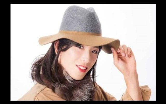 巨人ナインが“美女”に変身！　秋冬コーデの美女女優は誰？「クールな笑顔で狙い撃ち」