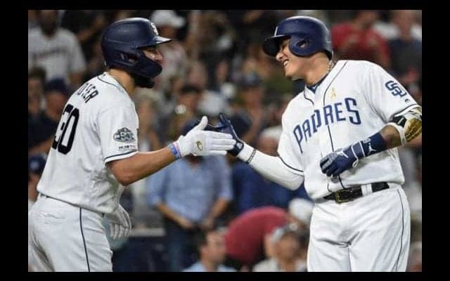 【MLB】やっぱり阪神似!?　パドレスの“タテジマ”新ユニに改めて称賛の声「メジャー最高」