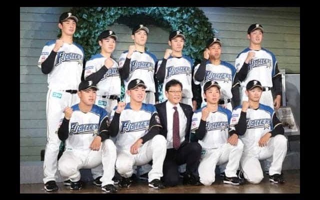 日ハム栗山監督、ドラ1河野ら新人選手へ贈る言葉「夢を持って一生懸命やった奴が勝つ」