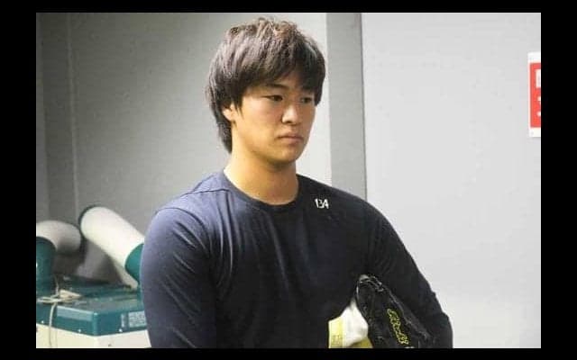 元鷹入来コーチ、燕入団の“弟子”長谷川宙輝に熱烈エール　「頑張ってほしい」