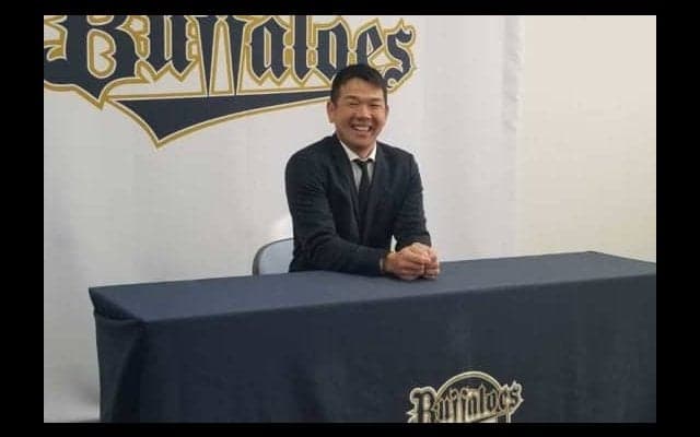 オリ山崎勝、現状維持の1500万円　今季15年ぶり無安打も「いっぱいヒットを打ちたい」