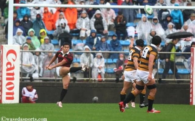 伝統の早慶戦 雨の中の熱戦制す！全勝優勝に王手