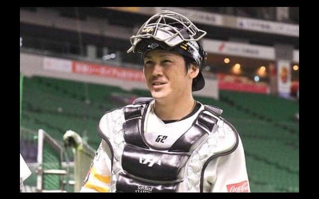 ホークス捕手の系譜に新たな歴史　甲斐が背負う背番号「19」を振り返る