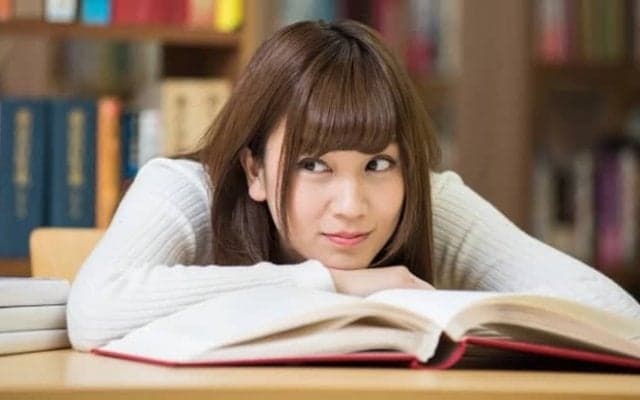 過去の恋愛を見つめなおすと、うまくいかない理由がわかります！