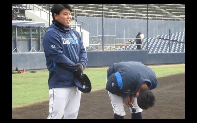 西武平良＆鈴木、野球教室で大遅刻！　群馬での開催も、まさかの“敷島違い”で山梨へ…