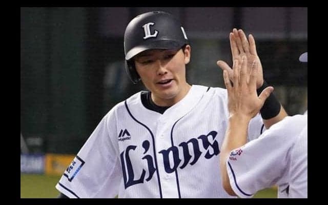 西武源田、3年目で大台1億円突破　6000万円増の1.4億円で契約を更改