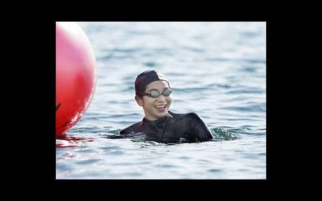 傳谷英里香さん、海で集団で泳ぐのは怖くない！周囲の流れを利用するべし