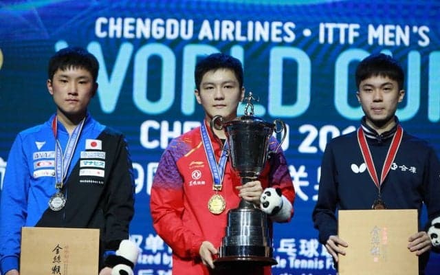樊振東が2連覇　張本智和は日本男子初の銀メダル＜卓球・男子ワールドカップ＞