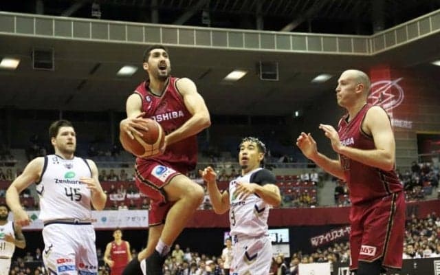 効率の良いオフェンスで連日の大量得点、川崎ブレイブサンダースが琉球に2連勝