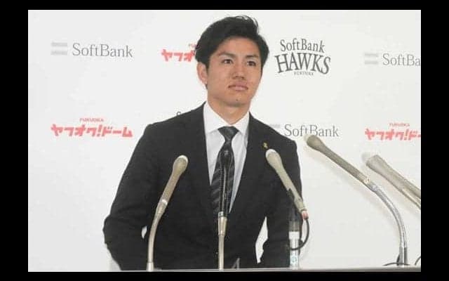 鷹・高橋礼は約3.5倍の5000万円！　“侍＆新人王査定”で大幅増「日本一の査定」