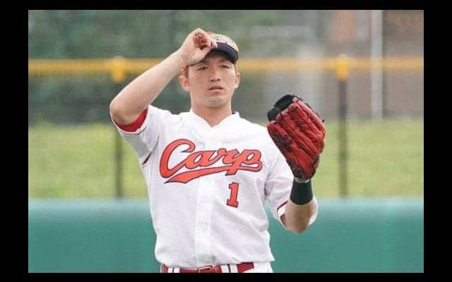 広島鈴木、愛理夫人との“カープユニ挙式写真”公開　「思いのほか似合ってました」