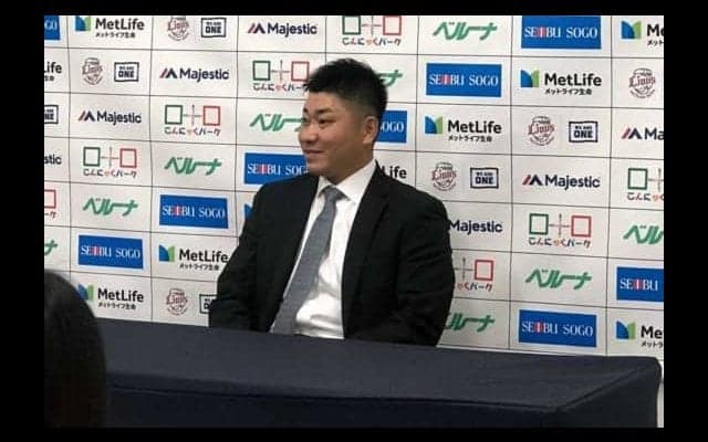 新たに8選手とサイン　高橋朋は1000万円減で育成再契約…西武10日の契約更改は？