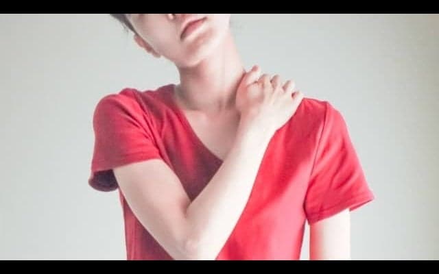 寒い季節のツライ肩こり スッキリ解消マニュアル
