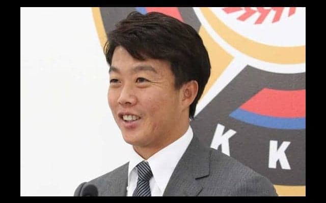 日ハム鶴岡がコーチ兼任で学んだもの-　思い浮かんだ先輩の姿「こんなに複雑な心境で…」