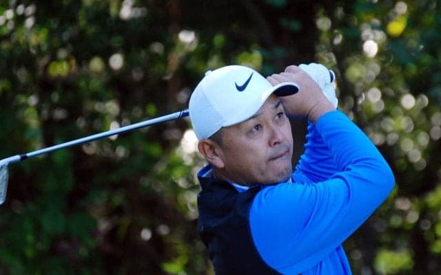 谷繁元信さんのスイング解説・重心バランスの安定とよどみない回転がナイスショットを生む