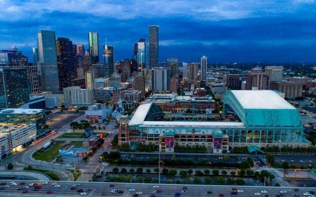 人材を育成し、社会問題も解決。ヒューストンのチームアッププロジェクト