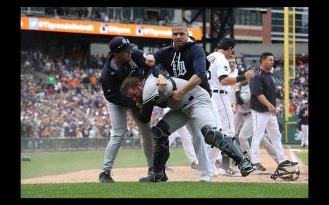 【MLB】2年前の「衝撃の大乱闘」が再脚光　田中将大の“女房役”が移籍で因縁の2人が同僚に…