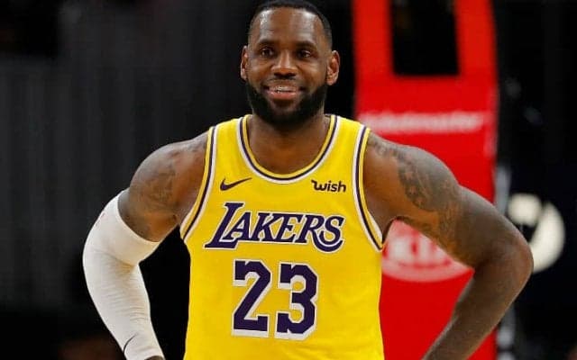 流行のロードマネージメントにレブロン・ジェームズは「プレーできるなら出る」