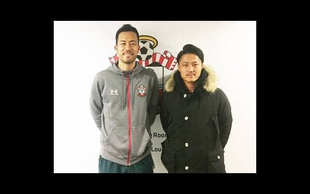 吉田麻也が信頼のトレーナー。選手に「バカ受け」施術で世界に挑む