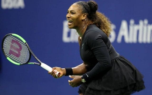 セレナが破壊したラケット、オークションで落札！その値段は？