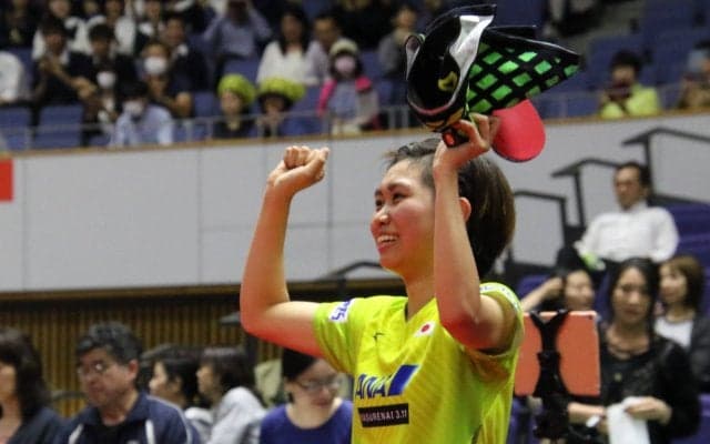 佐藤瞳、リオ五輪金メダリスト丁寧に大金星　地元の大声援を力に＜ライオン卓球ジャパンOP荻村杯＞