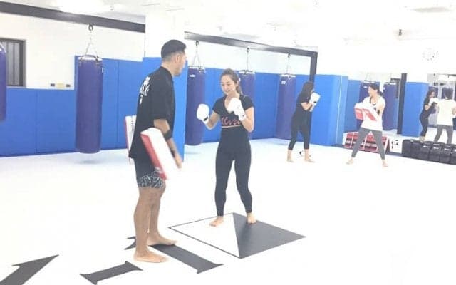 いずれ堀口、天心らが女性を指導する日が来るかも？！ 女性に人気を博す格闘技系フィットネストレーニングの現在