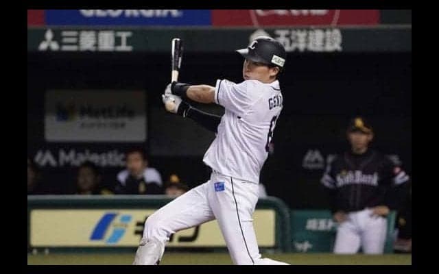 西武源田の披露宴・高砂席にまさかの金子侑？　ファン爆笑「ねこげんは永久に不滅」