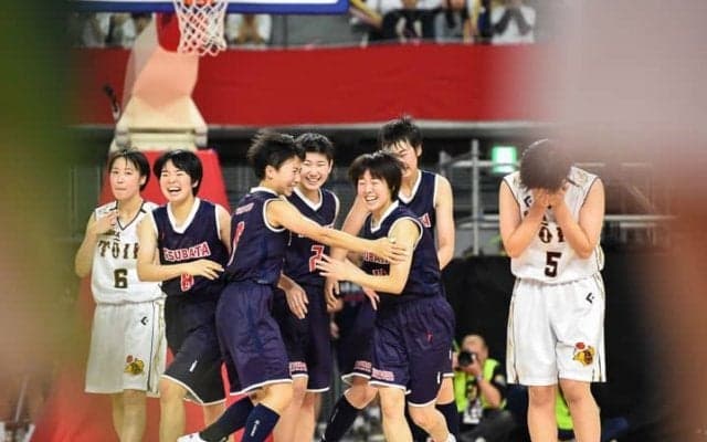 挑戦者として戦い続けた県立津幡、土壇場での大逆転で大阪桐蔭を下しベスト8へ
