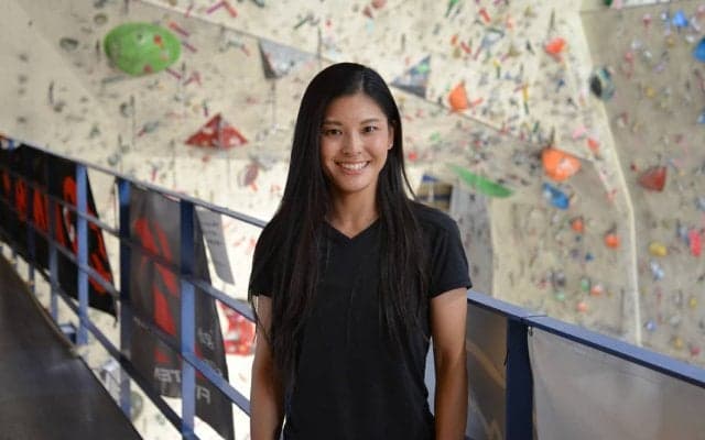 加藤真祐子（スポーツクライミング大会 場内解説担当）