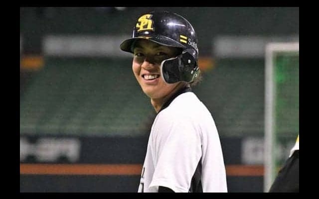 柳田、今宮ら鷹スーツショットが「3150」　公開1日でいいね2万件に迫る大反響