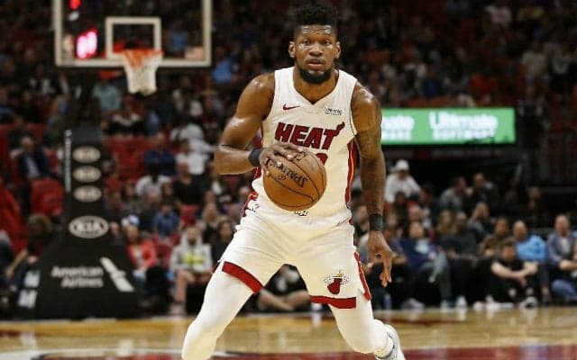 ヒートがガボン出身の2ウェイ契約選手クリス・シルバに感動のサプライズをプレゼント