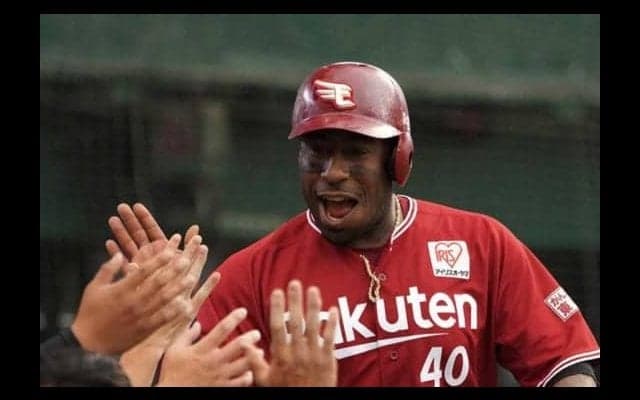 楽天ウィーラーの“見事な本塁打”のはずが見所は別に…パTV公開の“ズッコケ”衝撃映像