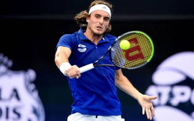 よく靴紐が切れるチチパス。靴紐が見えないシューズを採用