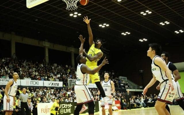 サンロッカーズ渋谷の2020年初戦、第3クォーターに横浜の隙を見逃さず怒涛の17連続得点で快勝