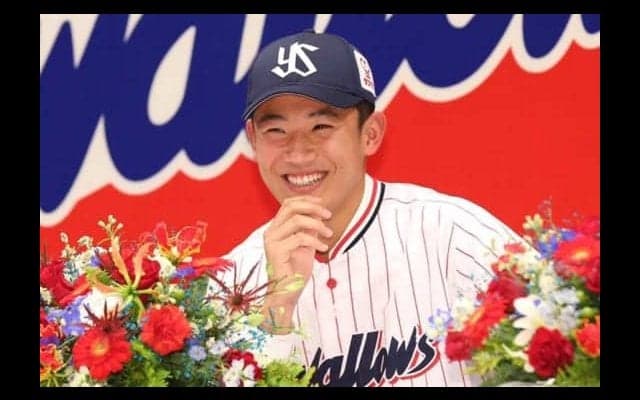 ヤクルト、ドラ1奥川の初々しい制服姿の入寮公開！　ファン期待「エースに羽ばたけ」