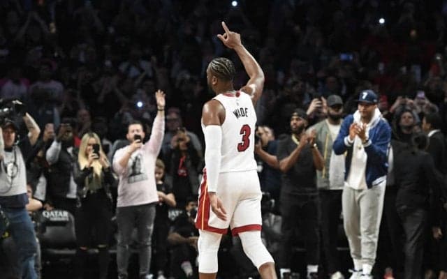 ヒートがドウェイン・ウェイドの3番を永久欠番に、レブロンも式典に参加できるように日程を配慮？