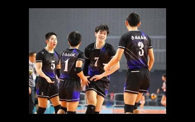 男子は東福岡が接戦制す　前回準Ｖの清風も３回戦進出　春高バレー速報（７）