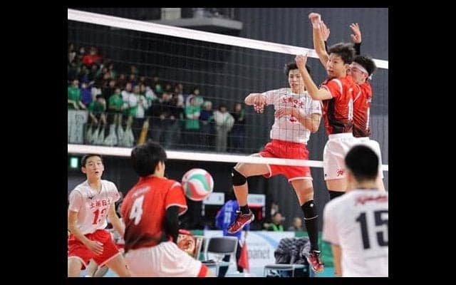 男子・土浦日大、フルセットの末に涙　春高バレー