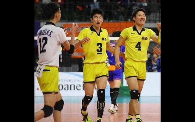 埼玉栄、鎮西にストレート負け　強豪の堅守を崩せず　春高バレー